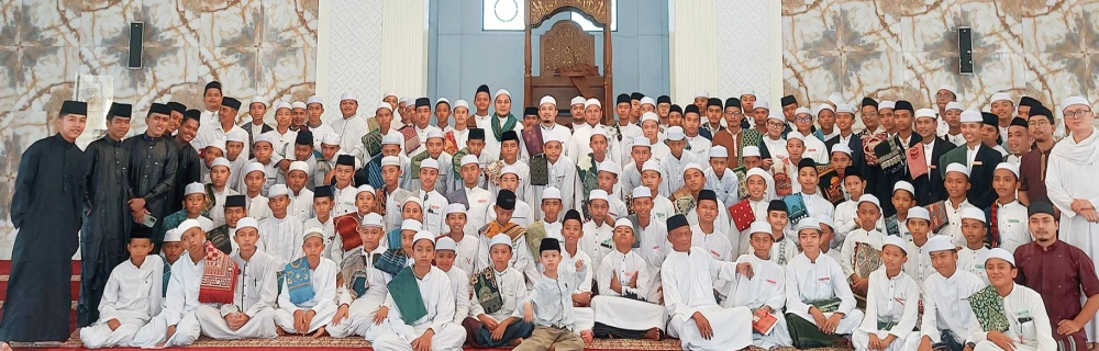 Latar Belakang Utama